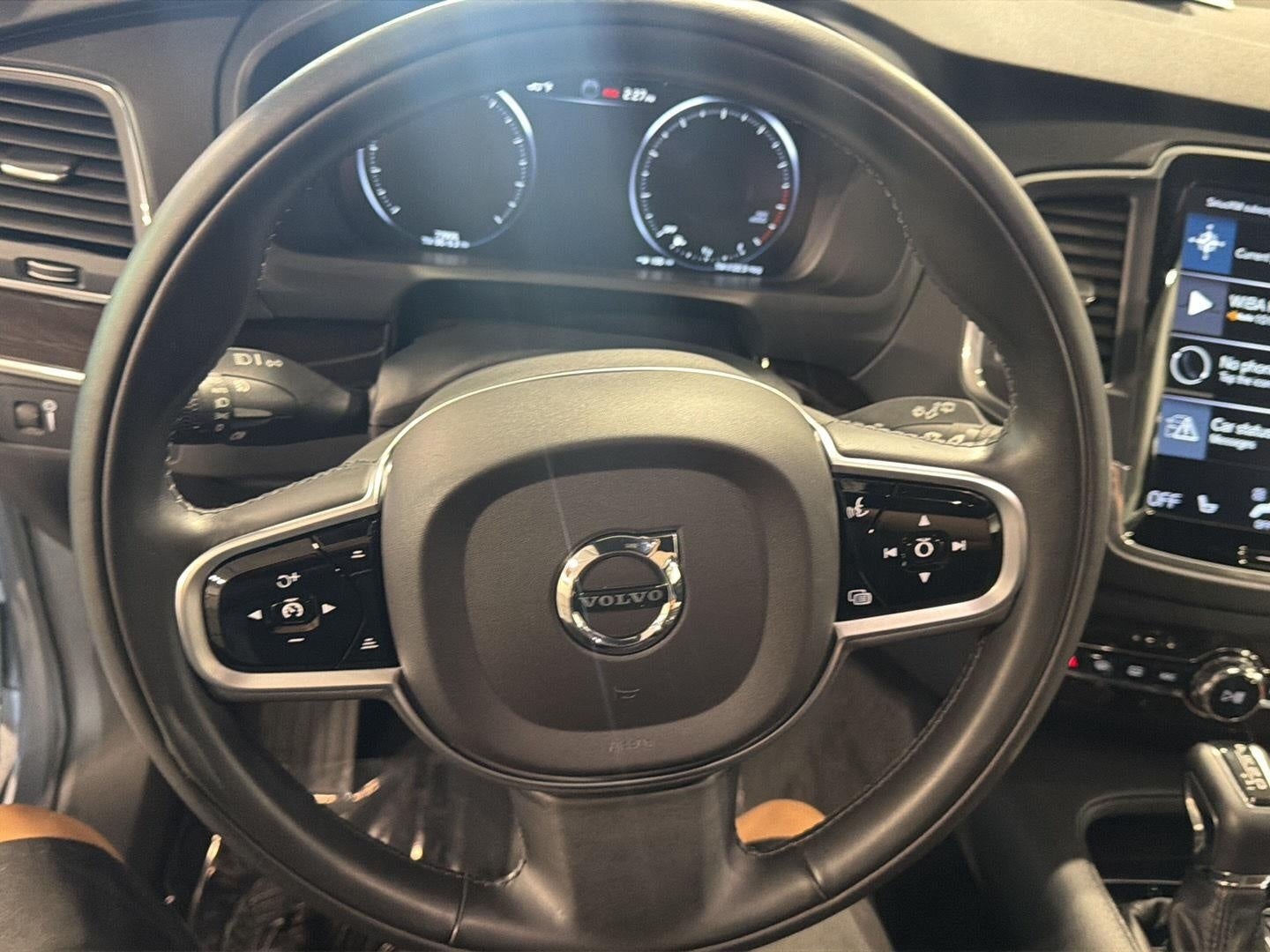 2019 Volvo XC90 T6 AWD Momentum