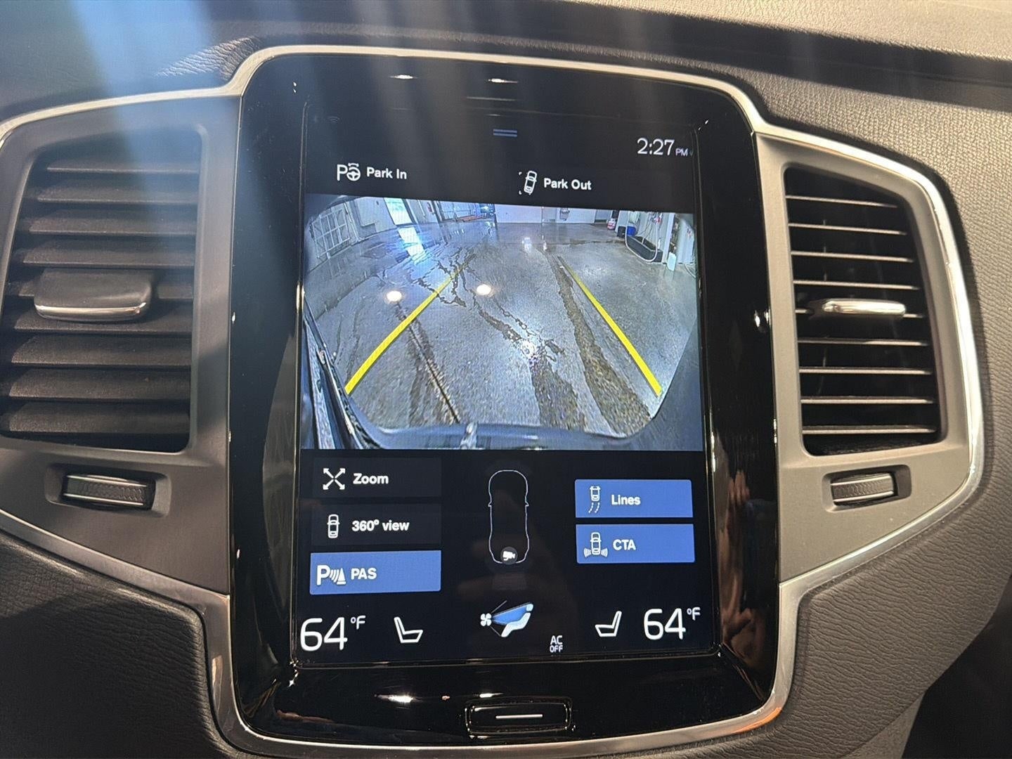 2019 Volvo XC90 T6 AWD Momentum