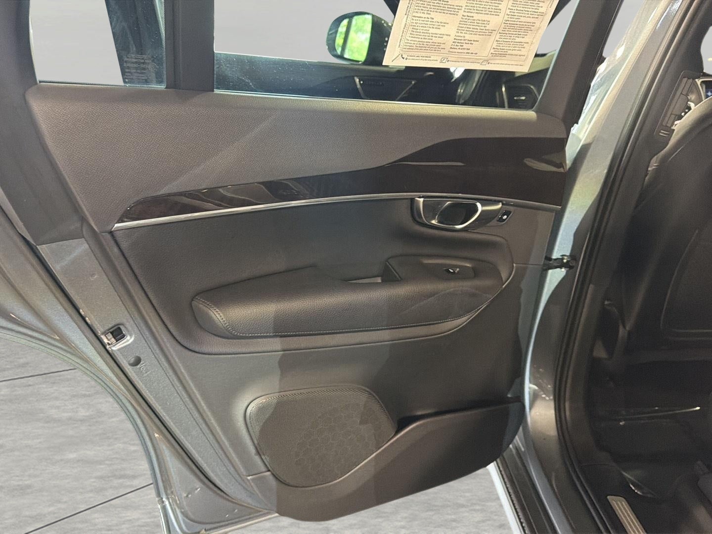2019 Volvo XC90 T6 AWD Momentum