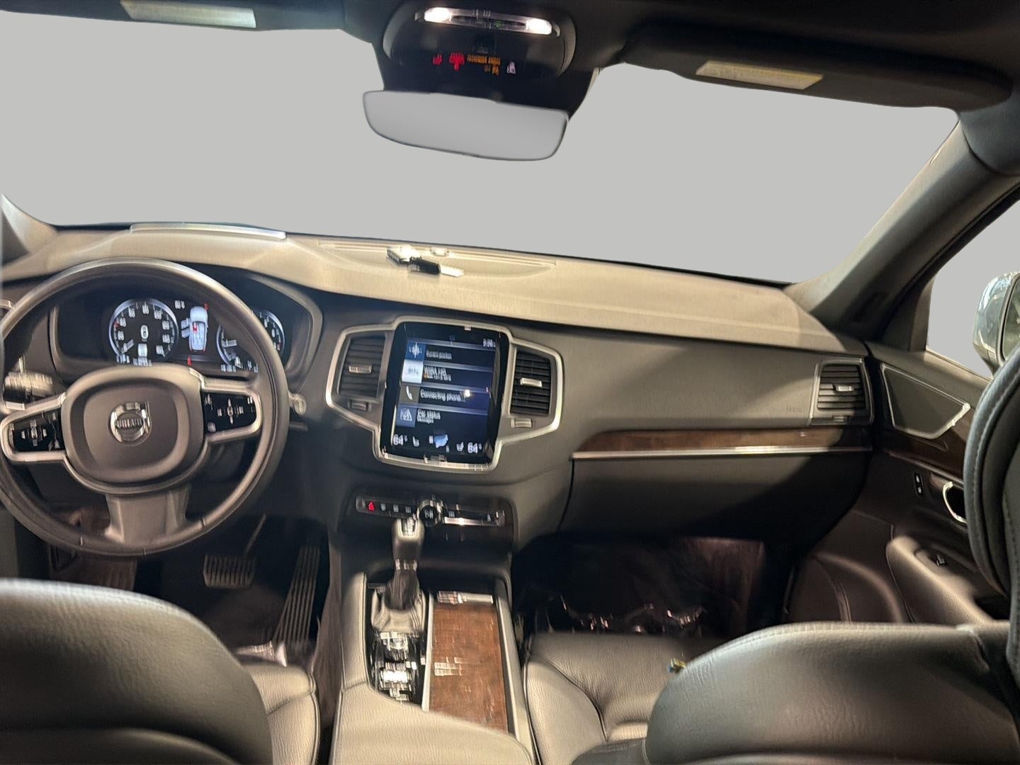2019 Volvo XC90 T6 AWD Momentum