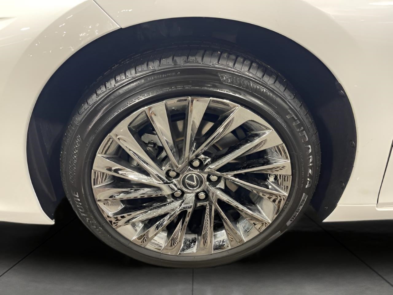 2025 Lexus ES 350 ULTRA LUXURY