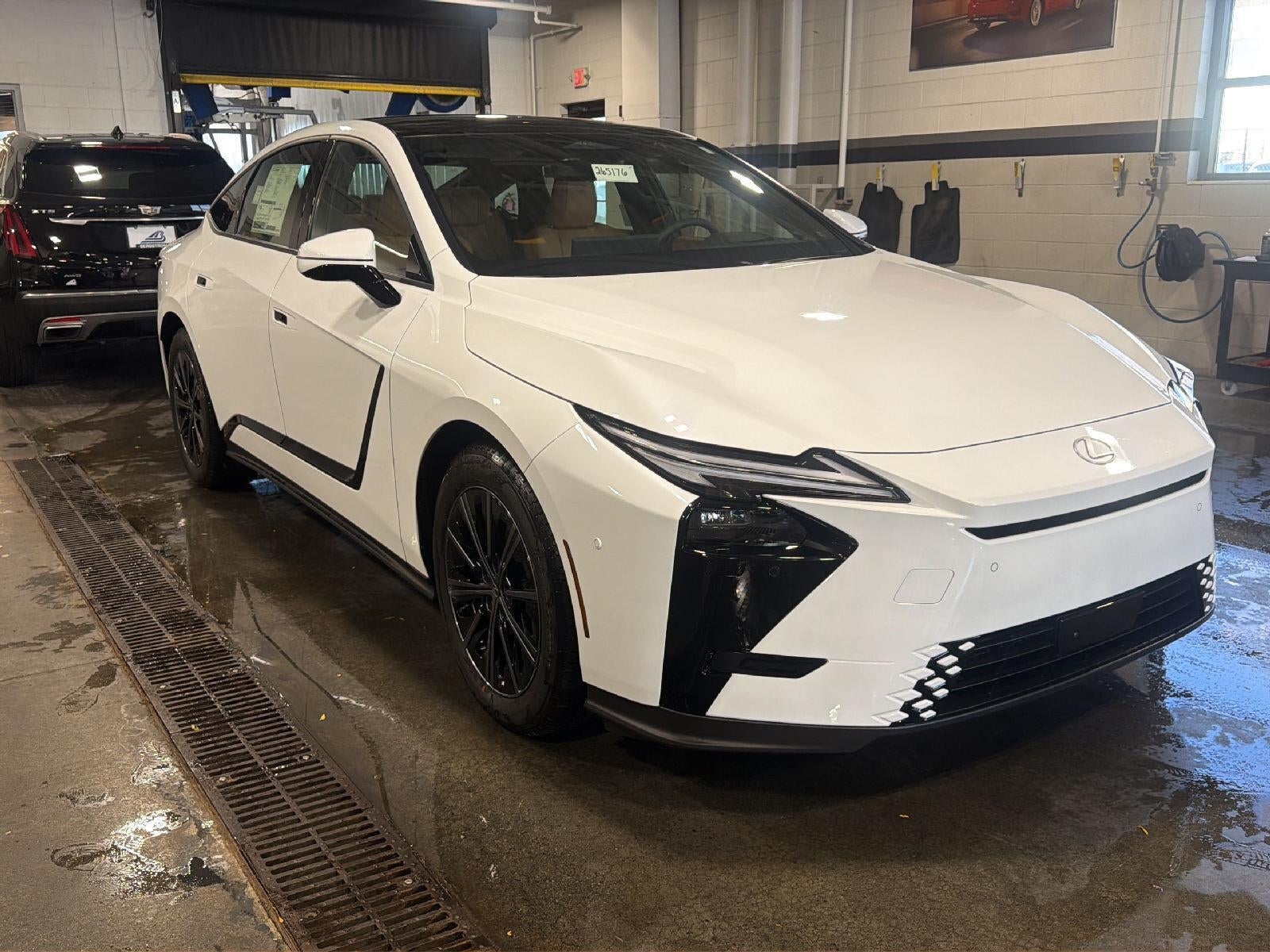 2026 Lexus ES Hybrid