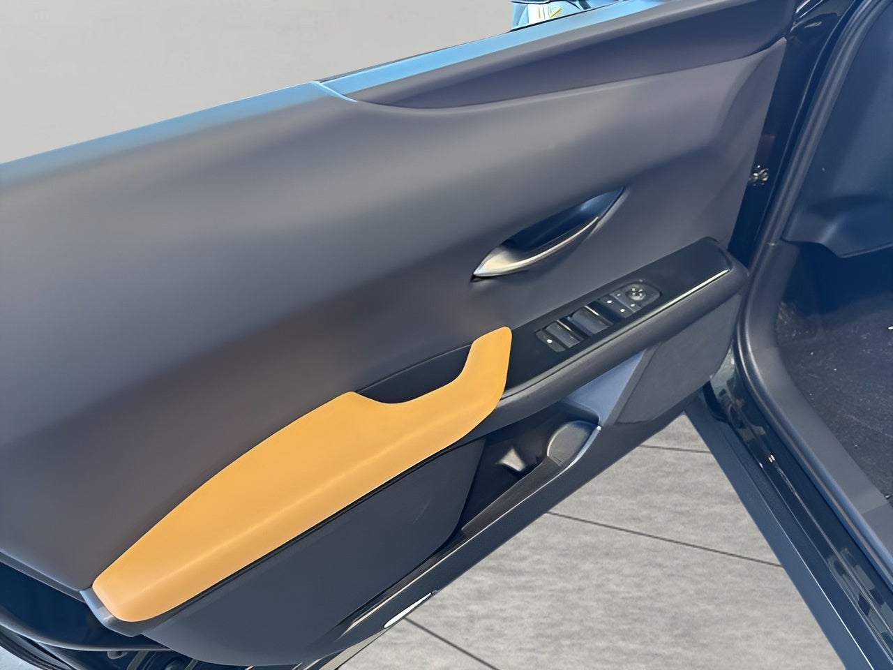 2026 Lexus UX HYBRID UX 300h PREMIUM AWD