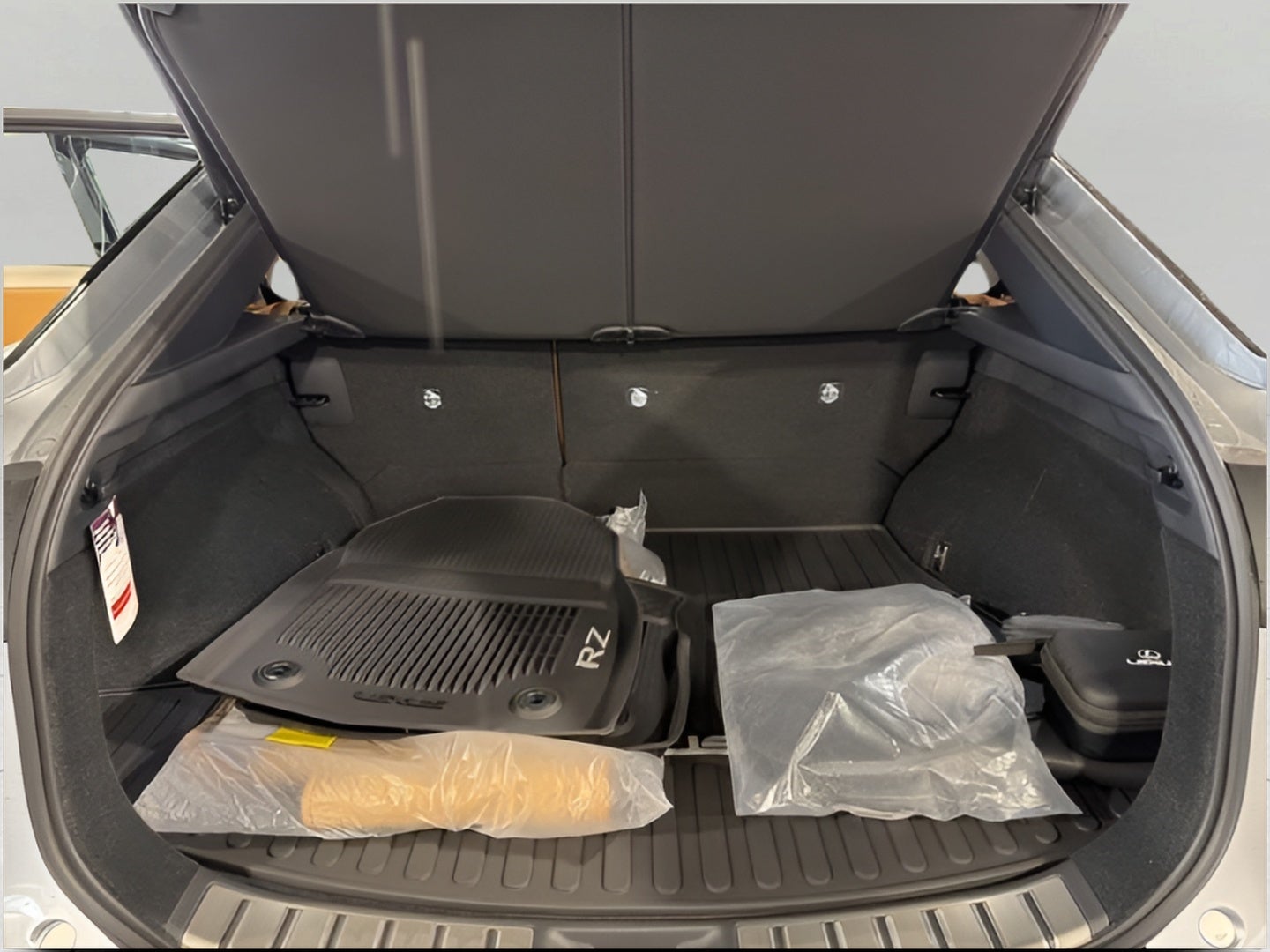 2026 Lexus RZ 350e PREMIUM