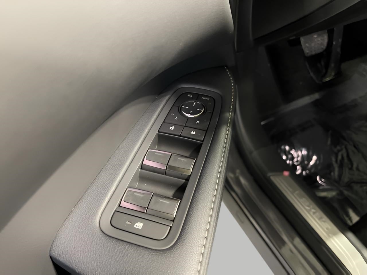 2026 Lexus RX PLUG-IN HYBRID ELECTRIC VEHICLE RX 450h+ LUXURY AWD