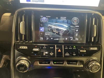 2025 Lexus LX 600 LUXURY