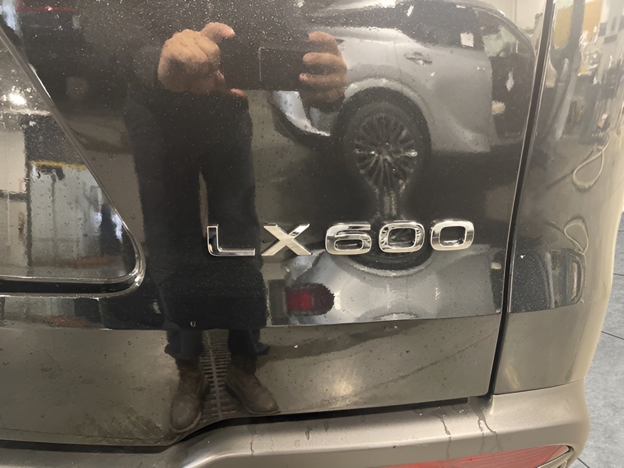 2025 Lexus LX 600 LUXURY