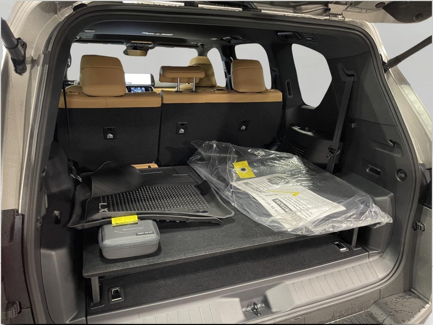 2026 Lexus LX HYBRID LX 700h LUXURY