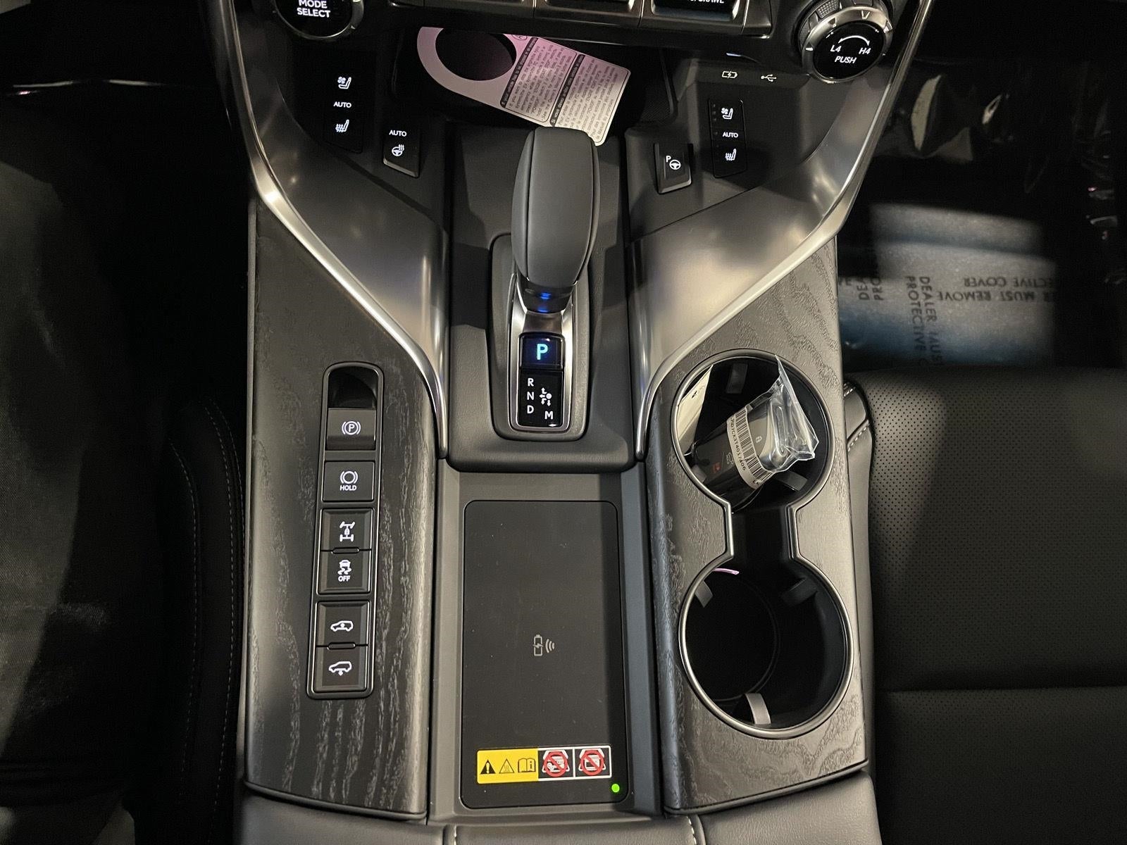 2026 Lexus LX 700h Luxury - Photo 18