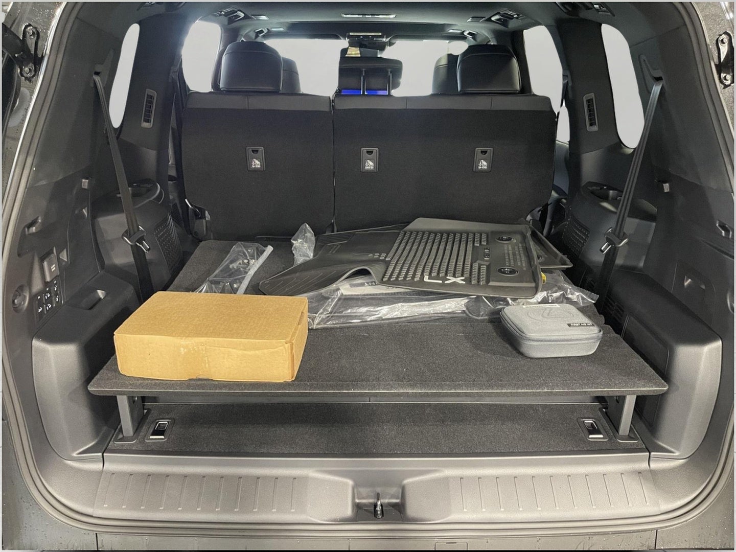 2026 Lexus LX 700h Luxury - Photo 26