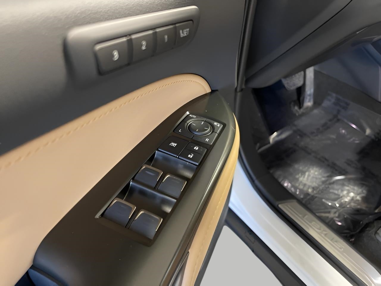 2026 Lexus NX HYBRID NX 350h LUXURY AWD