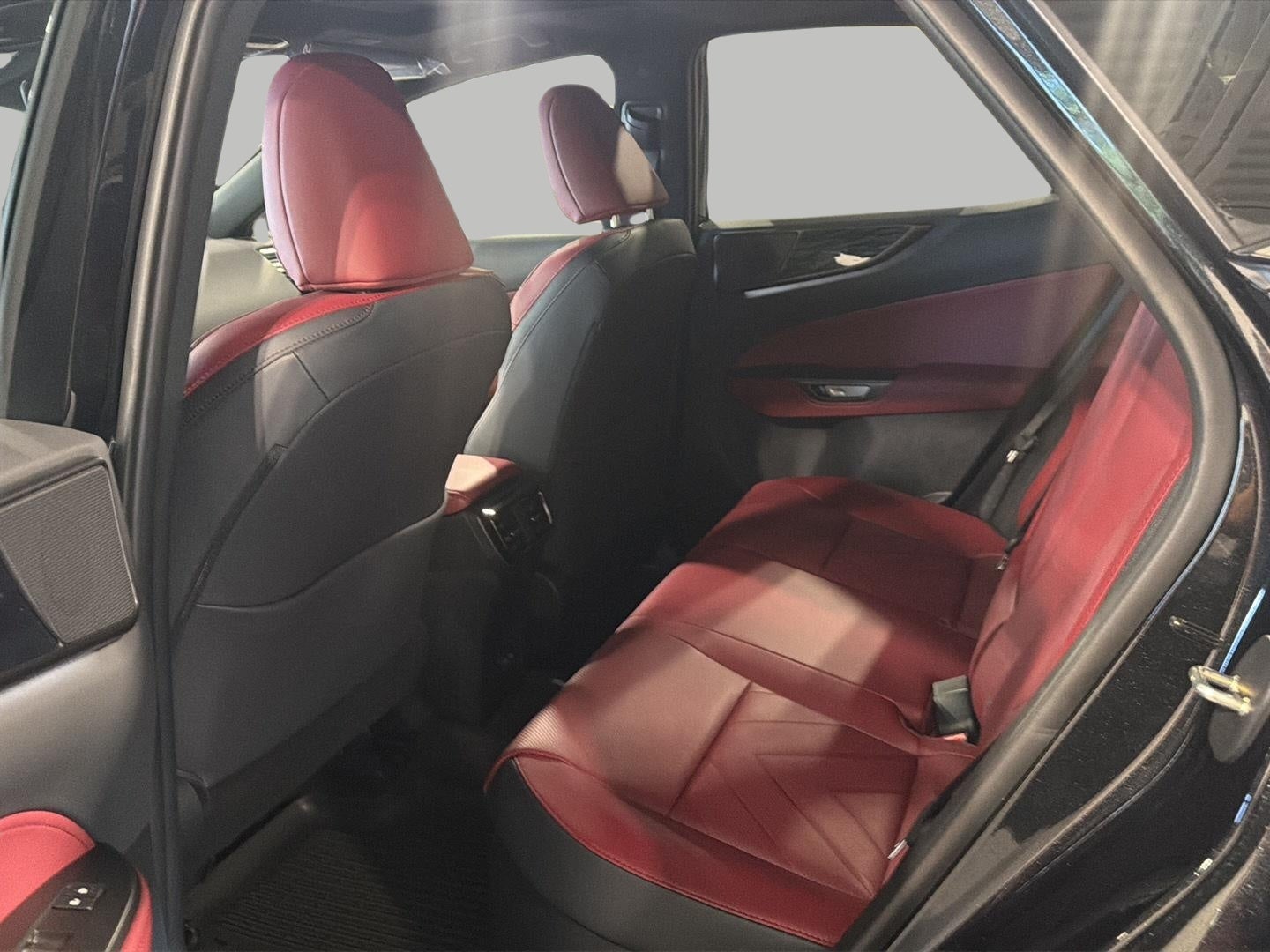 2026 Lexus NX 450h+ Premium - Photo 17