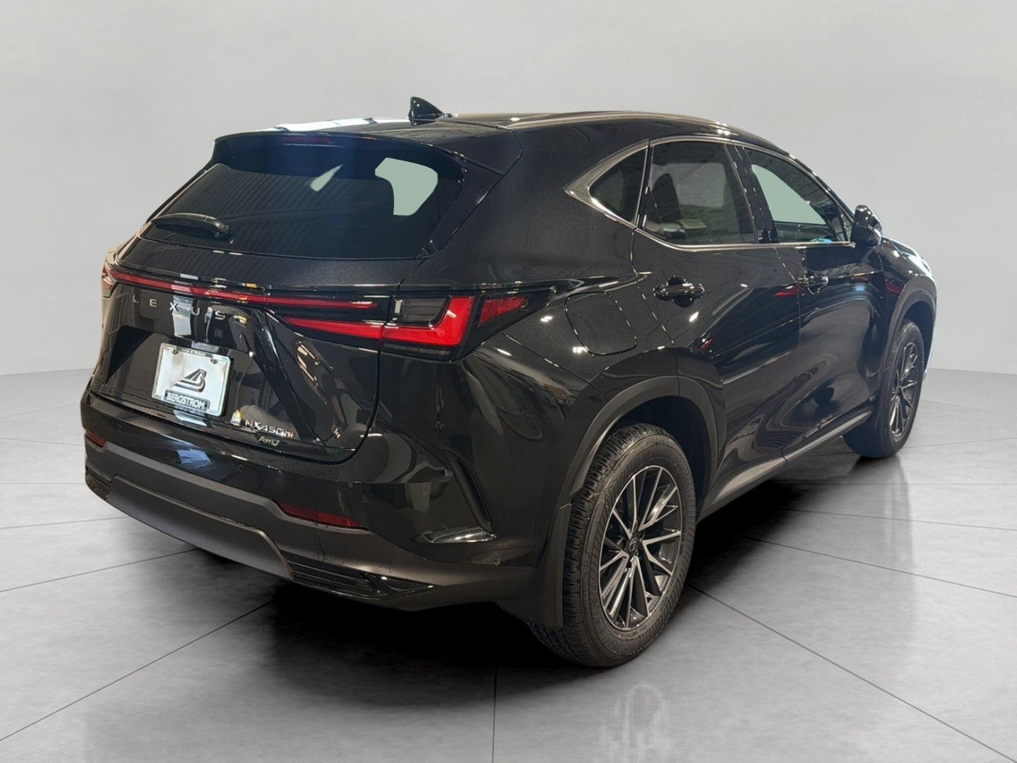 2026 Lexus NX 450h+ Premium - Photo 7