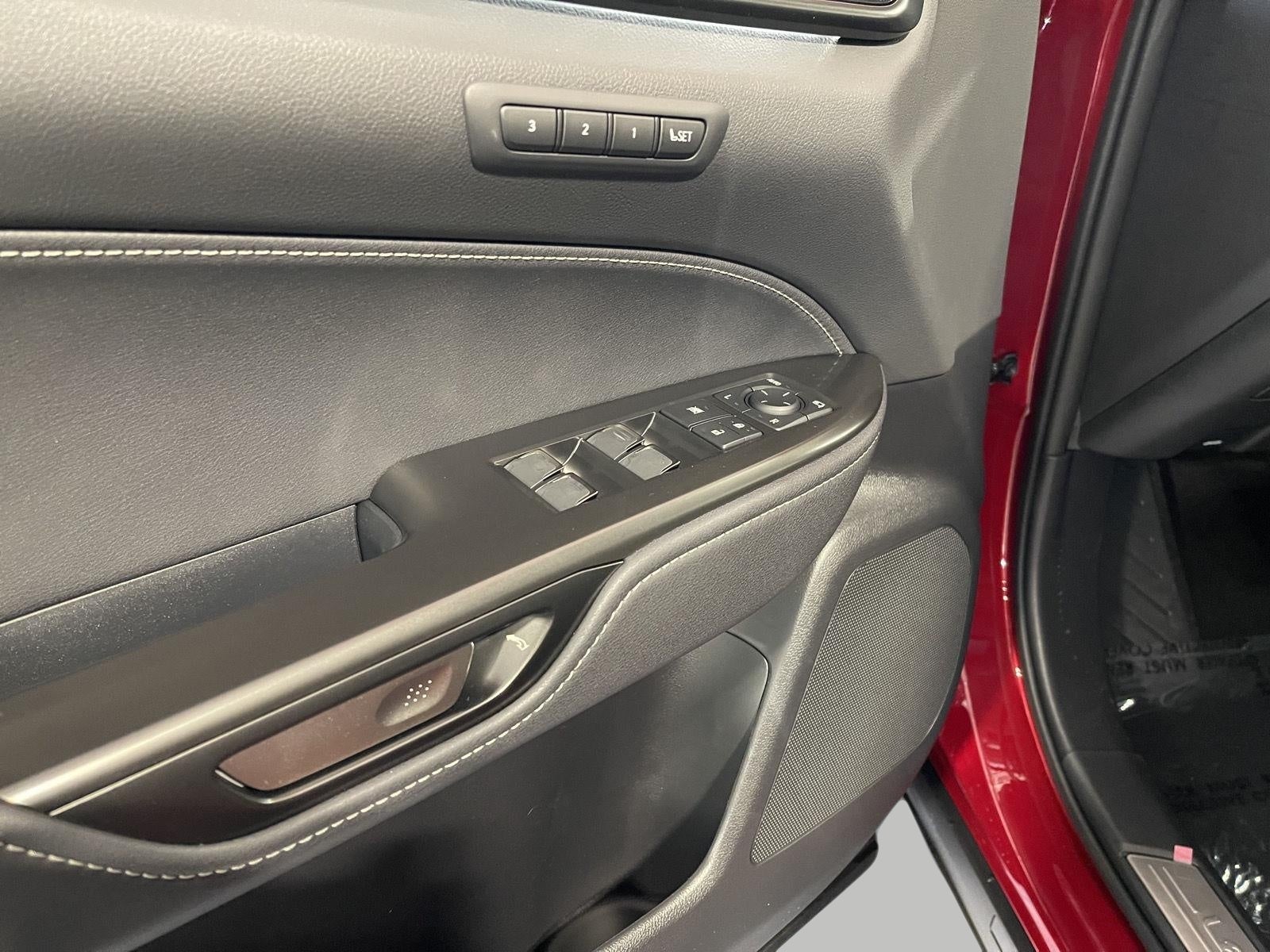 2026 Lexus NX 450h+ Premium - Photo 13