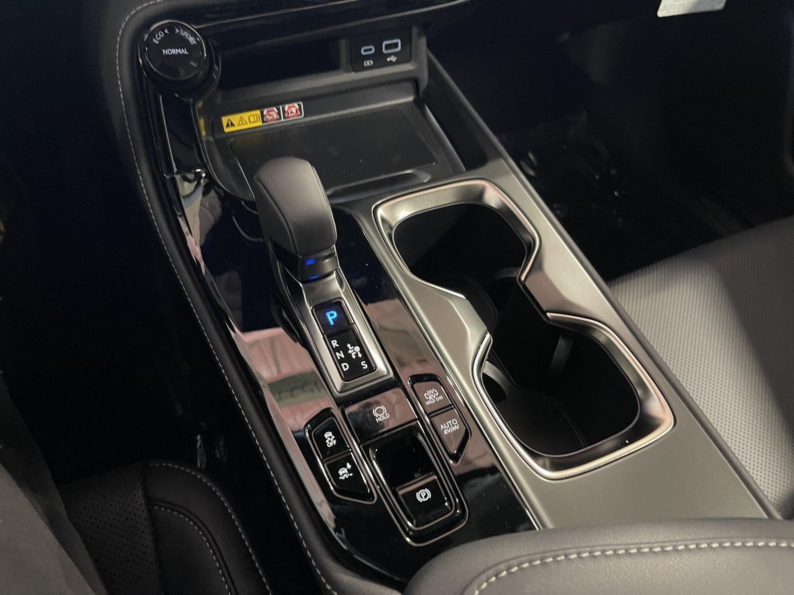 2026 Lexus NX 450h+ Premium - Photo 18