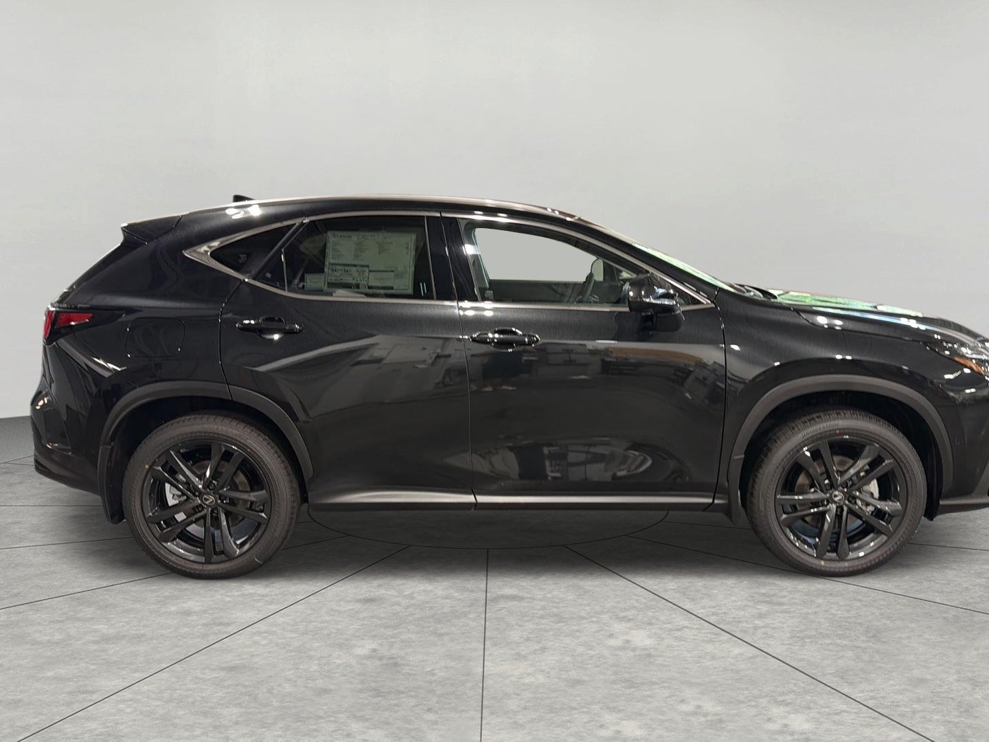 2026 Lexus NX PLUG-IN HYBRID ELECTRIC VEHICLE NX 450h+ LUXURY AWD